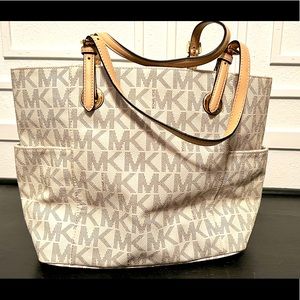 Michael Kors Jet Set